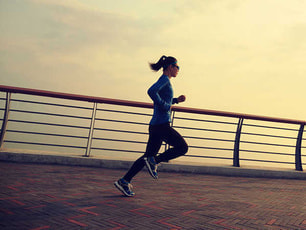 ランニング、ウォーキングにも足の疲れを軽減し、正しいバランスを保つ、ムジーク　ニュートラモーション　スポーツインソールが最高です。